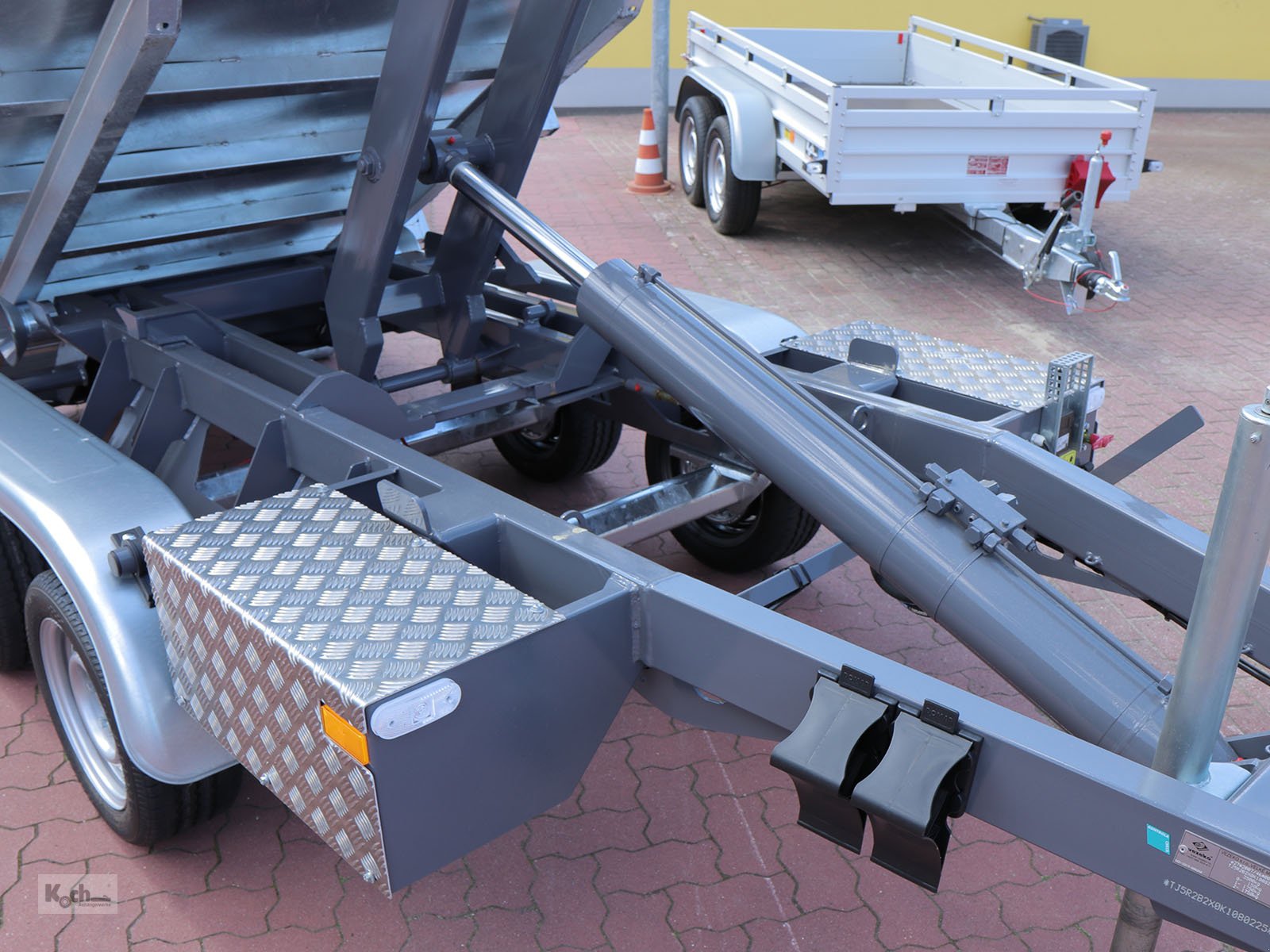 Anhänger del tipo Sonstige KONOS Abroll-Muldenkipper 3,5t|ohne Mulde|Hakengerät (Ki13352125So), Neumaschine In Winsen (Luhe) (Immagine 13)